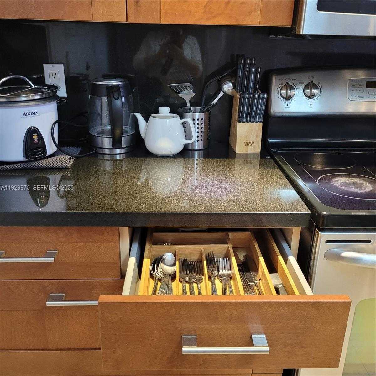 Small Image of 1865 SOUTH OCEAN DR #7B, Hallandale Beach Number 16