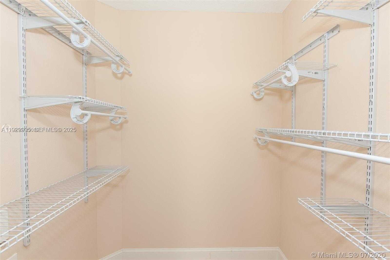 Small Image of 3001 NORTH EAST 185TH ST #118, Aventura Number 11