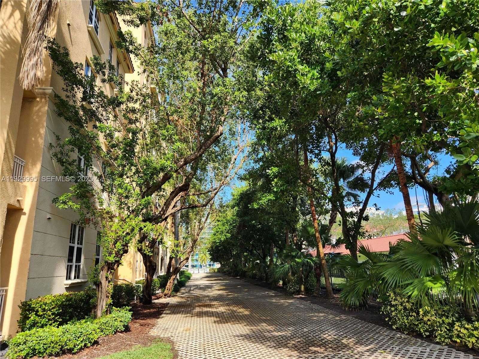 Small Image of 3001 NORTH EAST 185TH ST #118, Aventura Number 31