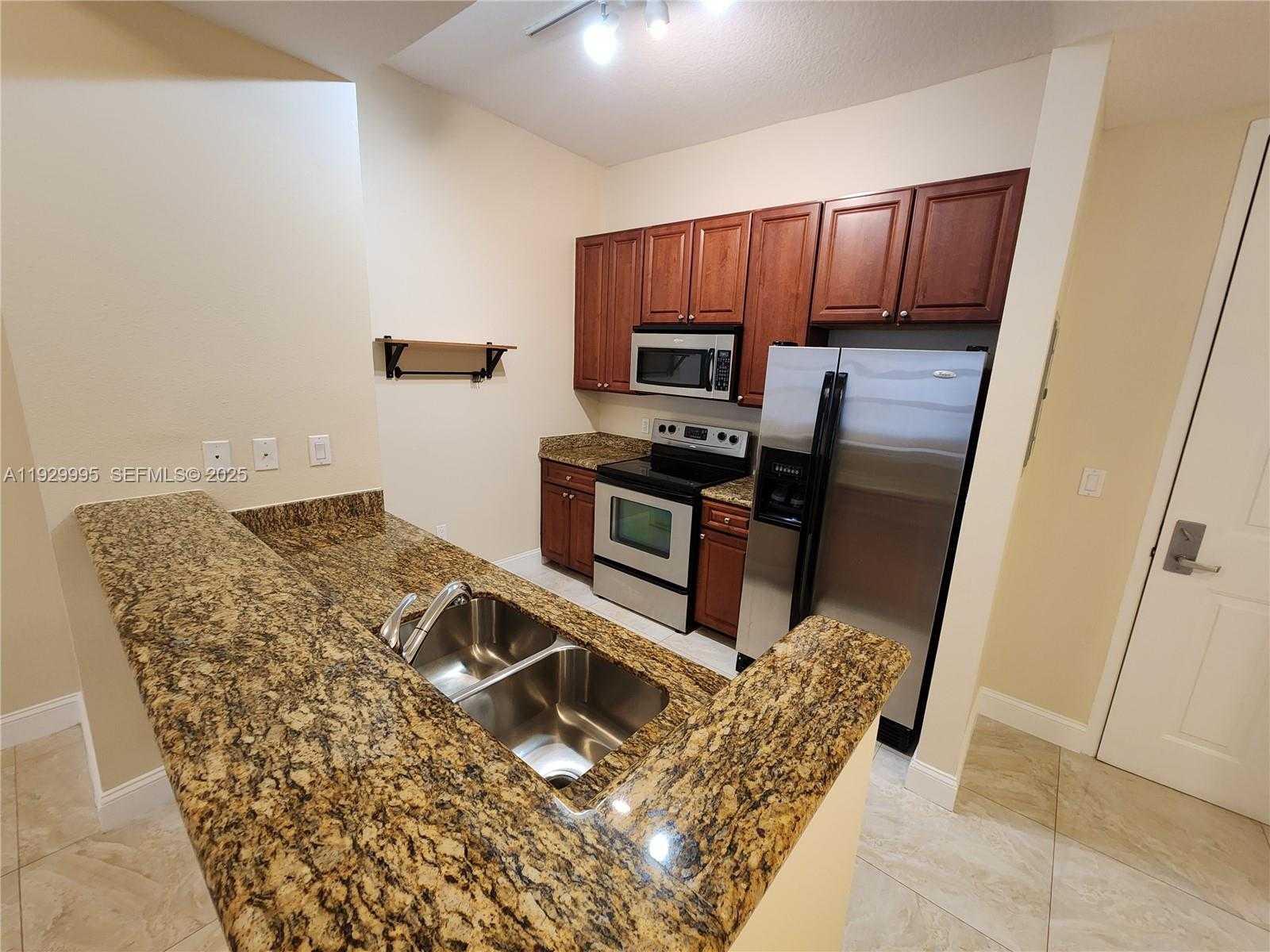 Small Image of 3001 NORTH EAST 185TH ST #118, Aventura Number 36