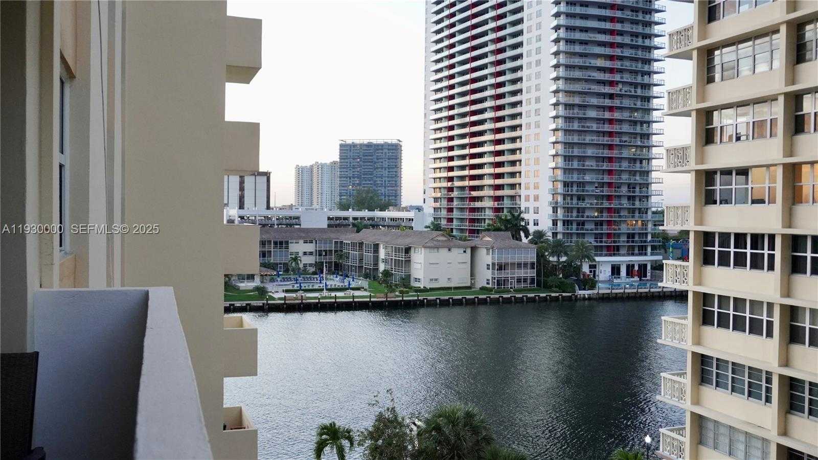 Small Image of 1833 SOUTH OCEAN DR #609, Hallandale Beach Number 1