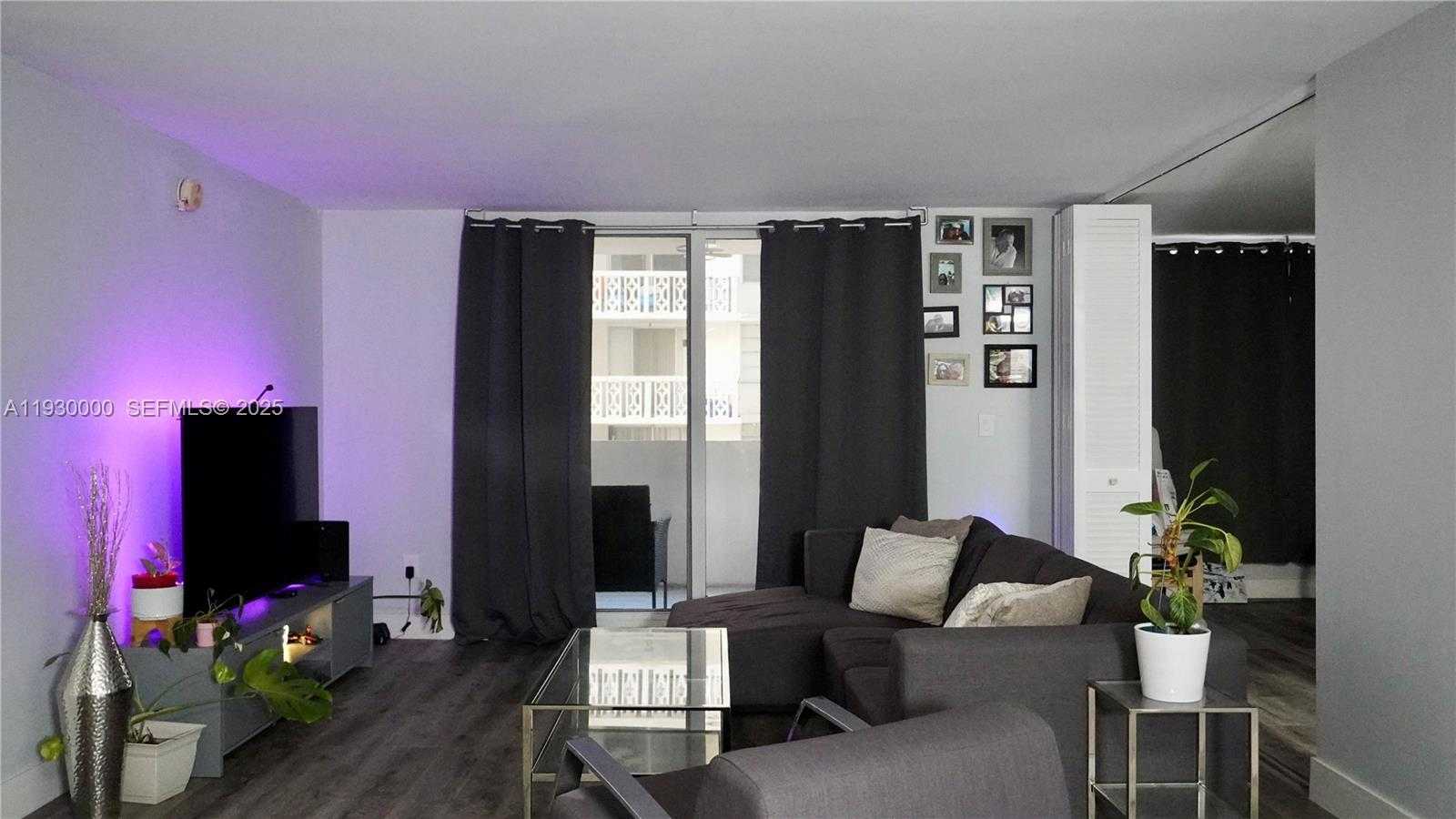 Small Image of 1833 SOUTH OCEAN DR #609, Hallandale Beach Number 11