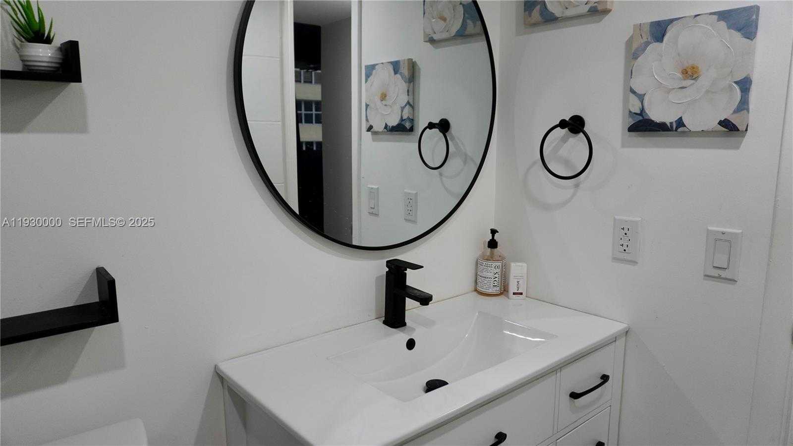 Small Image of 1833 SOUTH OCEAN DR #609, Hallandale Beach Number 21