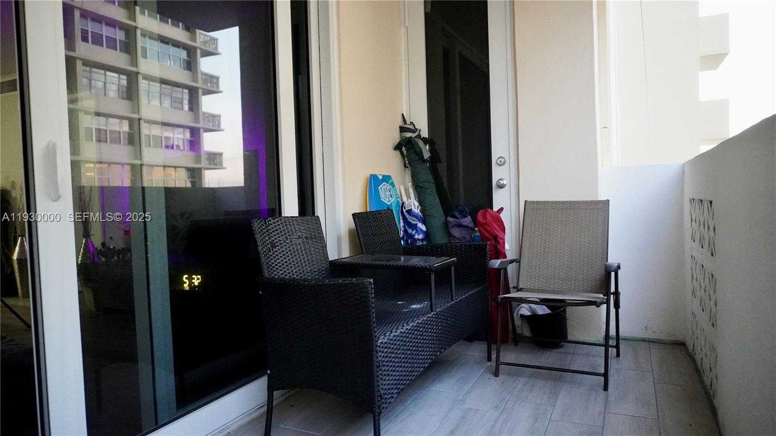 Small Image of 1833 SOUTH OCEAN DR #609, Hallandale Beach Number 23