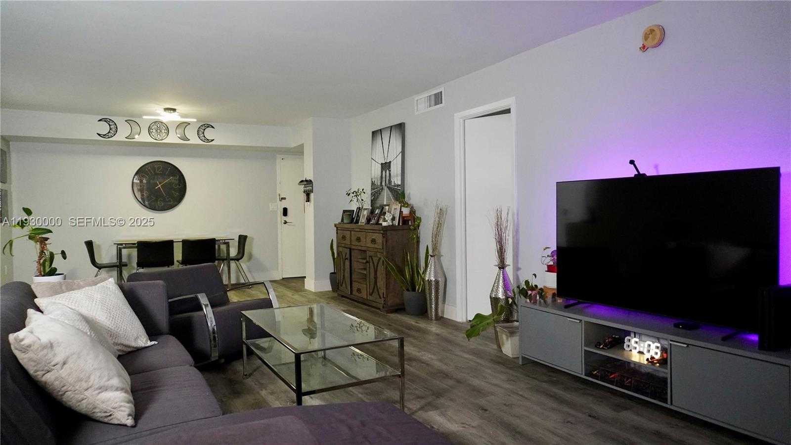 Small Image of 1833 SOUTH OCEAN DR #609, Hallandale Beach Number 8