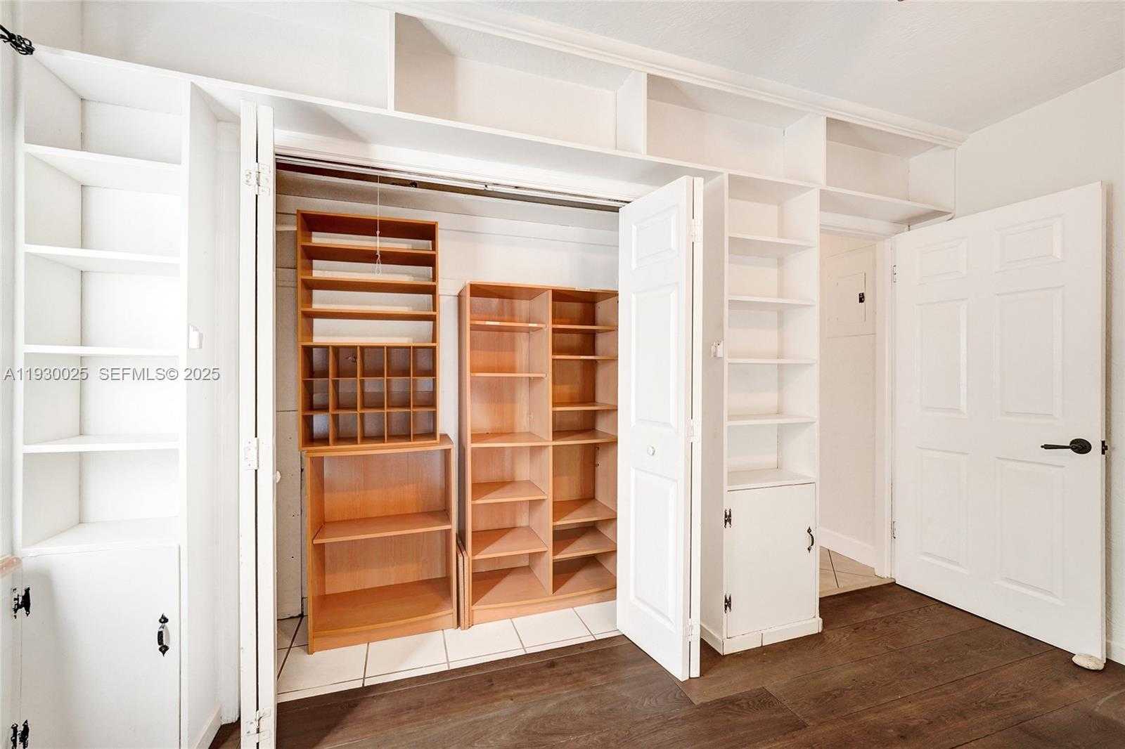 Small Image of 2611 ROOSEVELT ST, Hollywood Number 23