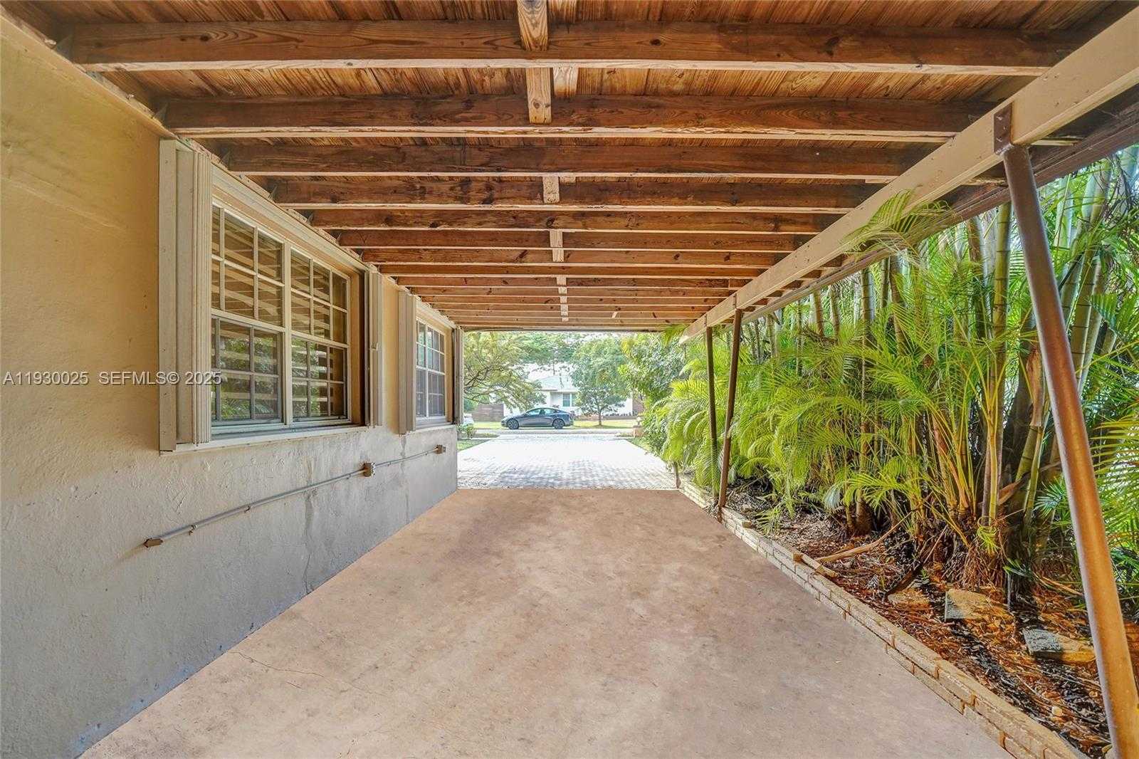 Small Image of 2611 ROOSEVELT ST, Hollywood Number 37