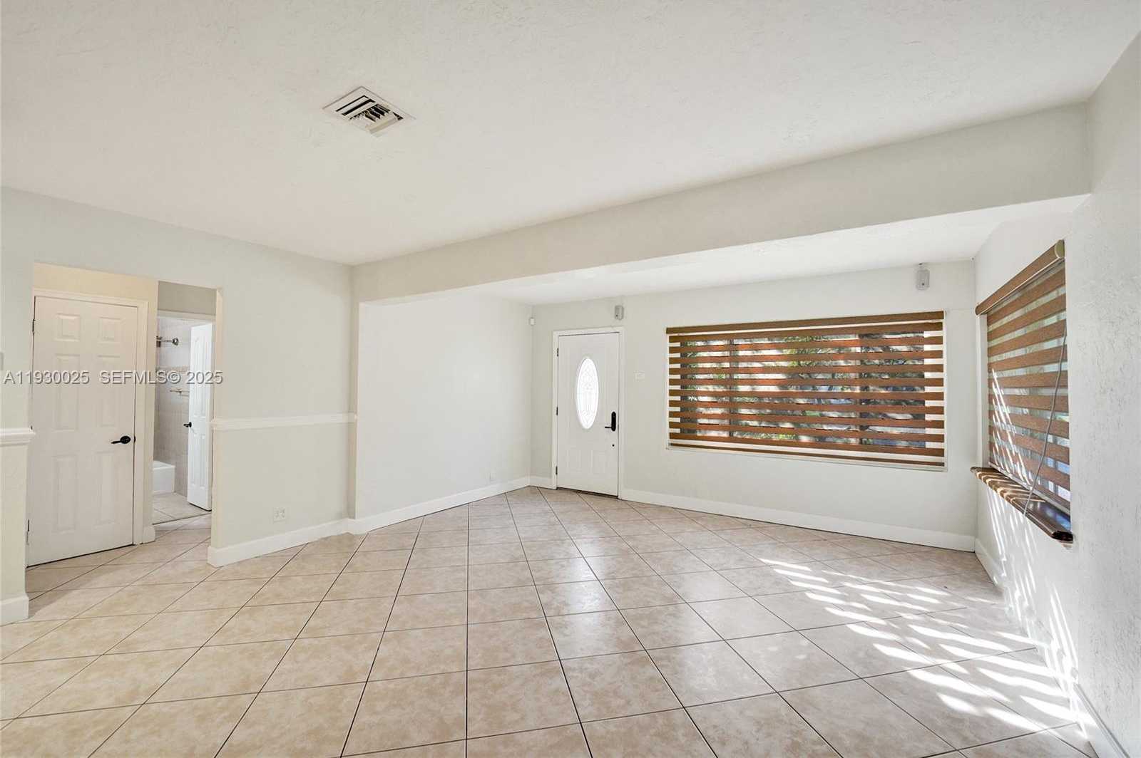 Small Image of 2611 ROOSEVELT ST, Hollywood Number 7