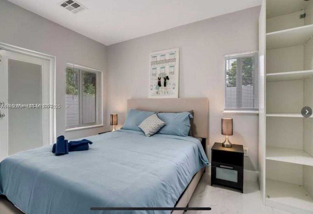 Small Image of 1526 NORTH EAST 110TH ST #B, Miami Number 13