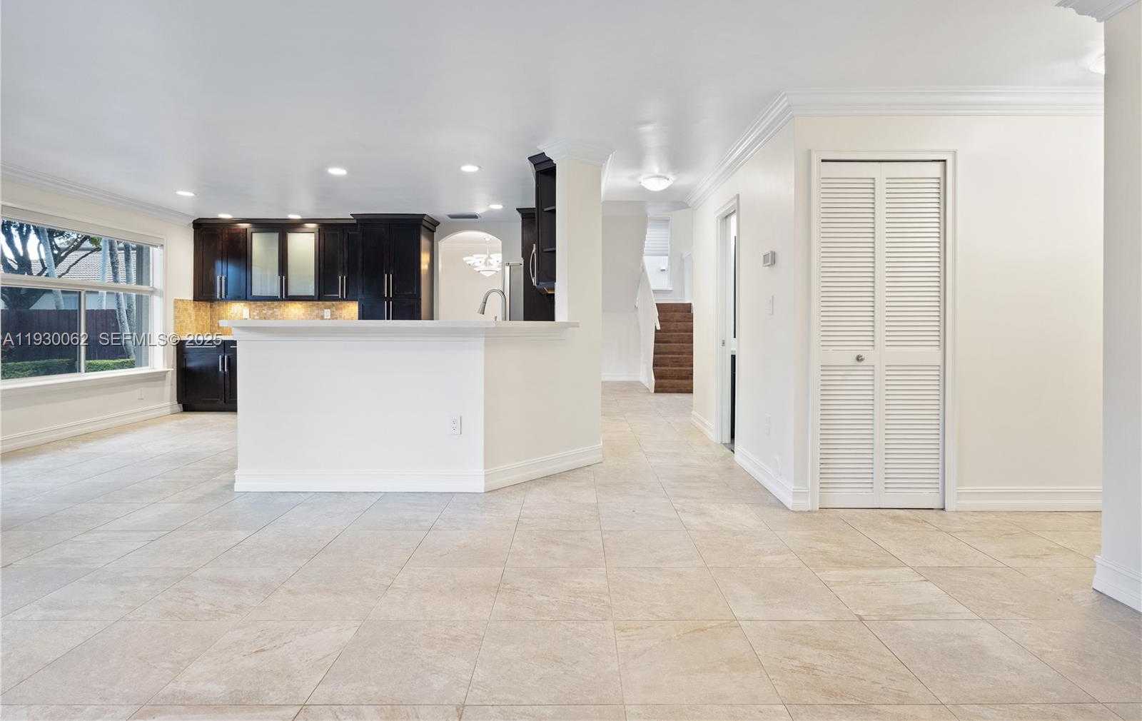 Small Image of 11071 NORTH WEST 47TH LN, Doral Number 16