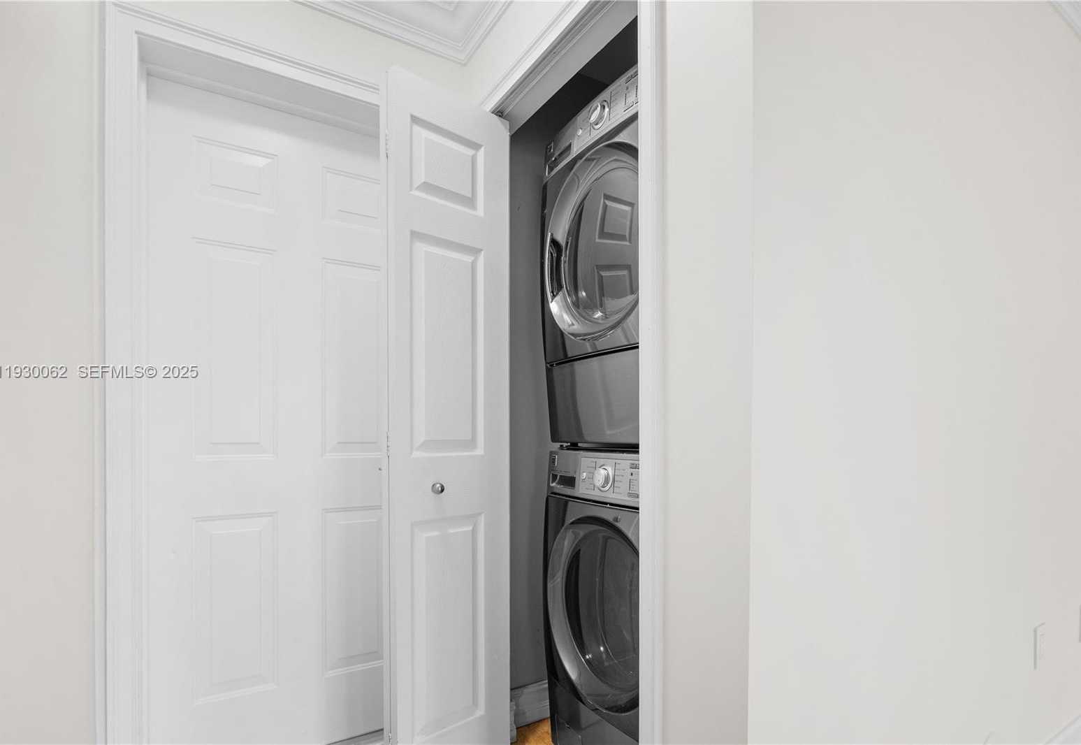 Small Image of 11071 NORTH WEST 47TH LN, Doral Number 18