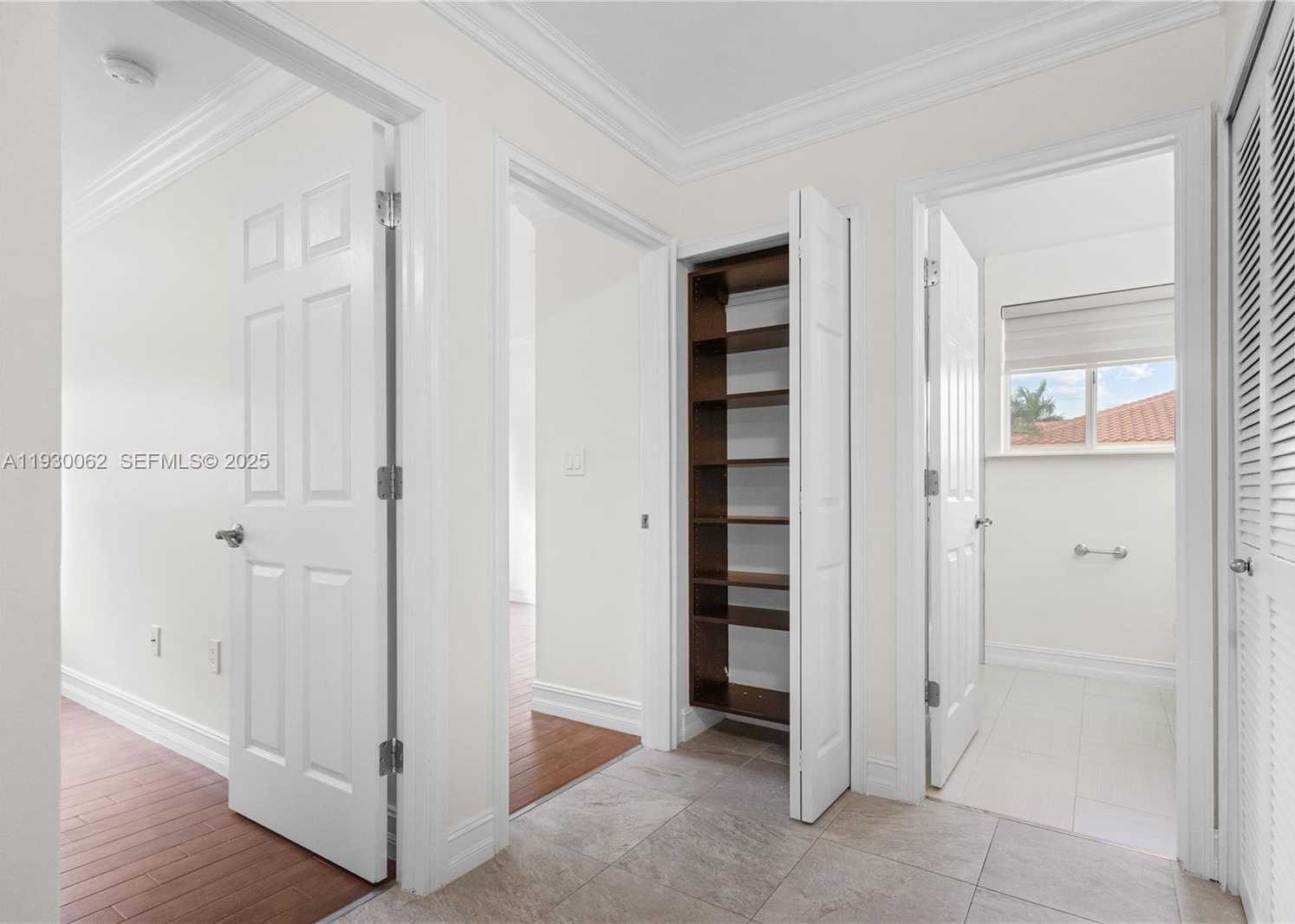 Small Image of 11071 NORTH WEST 47TH LN, Doral Number 33