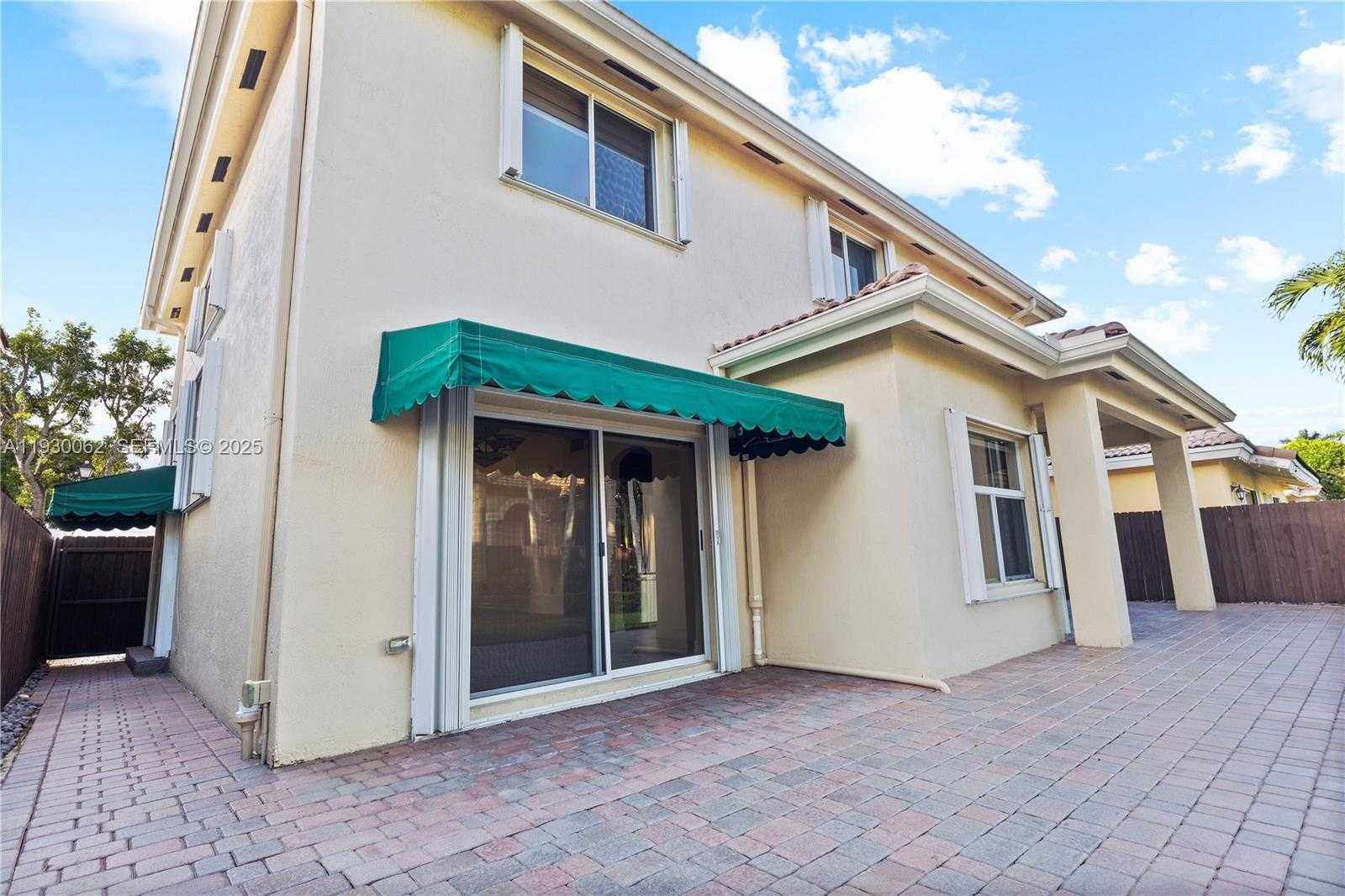 Small Image of 11071 NORTH WEST 47TH LN, Doral Number 39