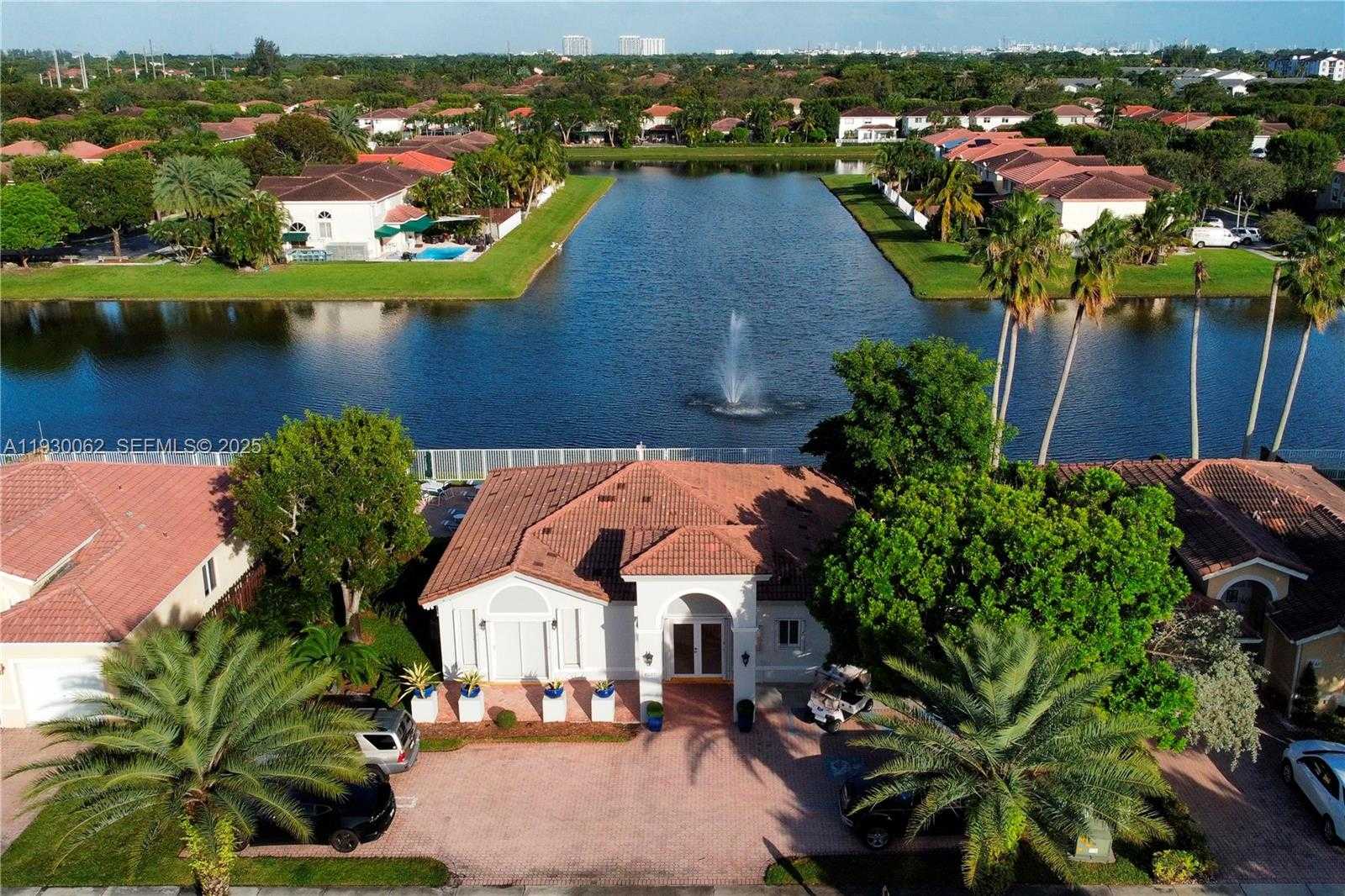 Small Image of 11071 NORTH WEST 47TH LN, Doral Number 48