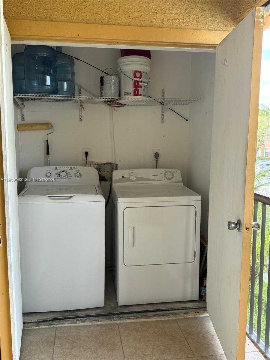 Small Image of 10501 SOUTH WEST 155 #1121, Miami Number 14