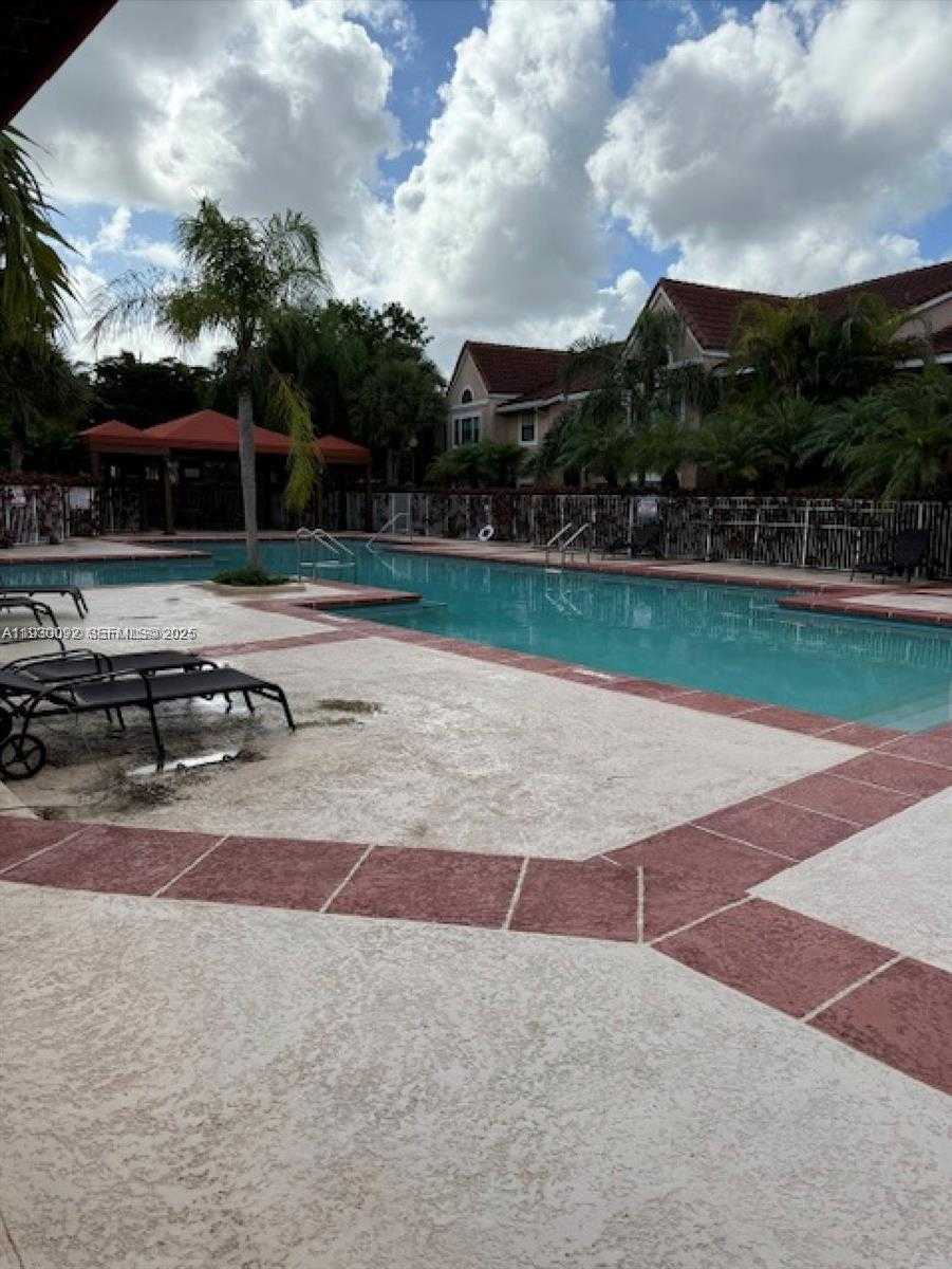 Small Image of 10501 SOUTH WEST 155 #1121, Miami Number 17