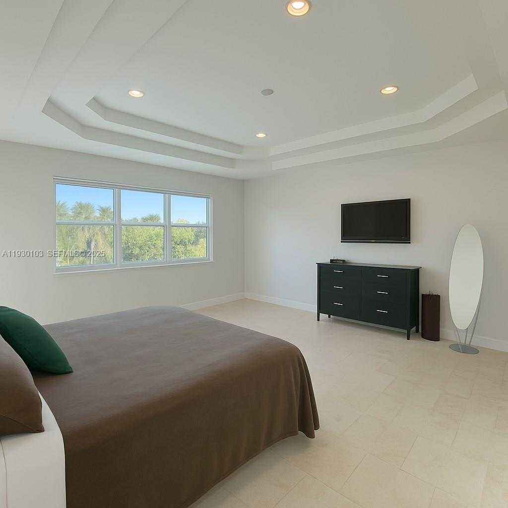 Small Image of 1490 CLEVELAND RD, Miami Beach Number 14