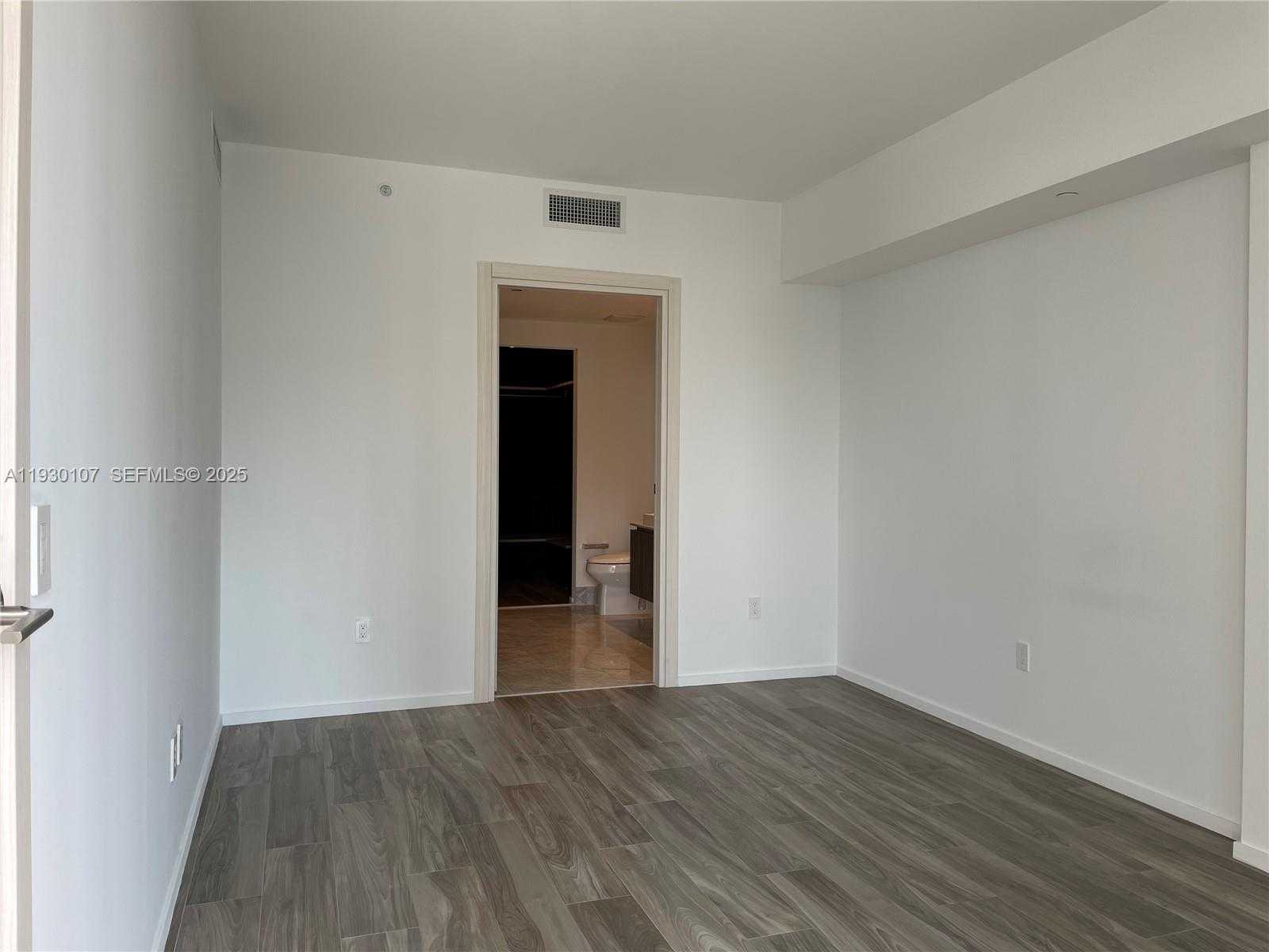 Small Image of 801 SOUTH MIAMI AVE #3303, Miami Number 11