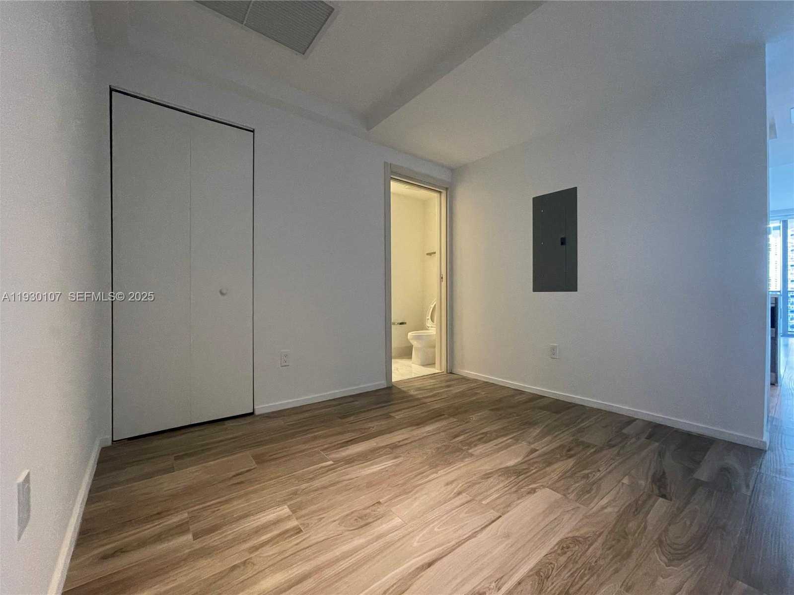Small Image of 801 SOUTH MIAMI AVE #3303, Miami Number 17