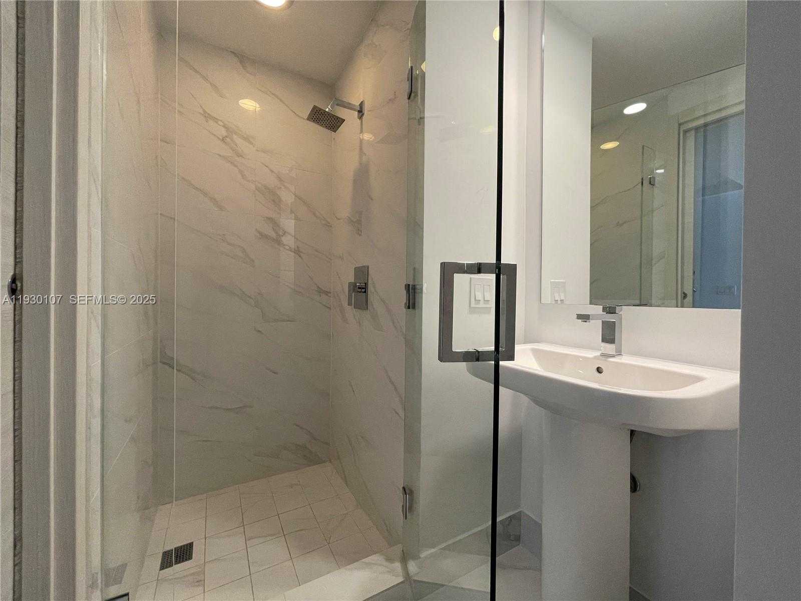 Small Image of 801 SOUTH MIAMI AVE #3303, Miami Number 19