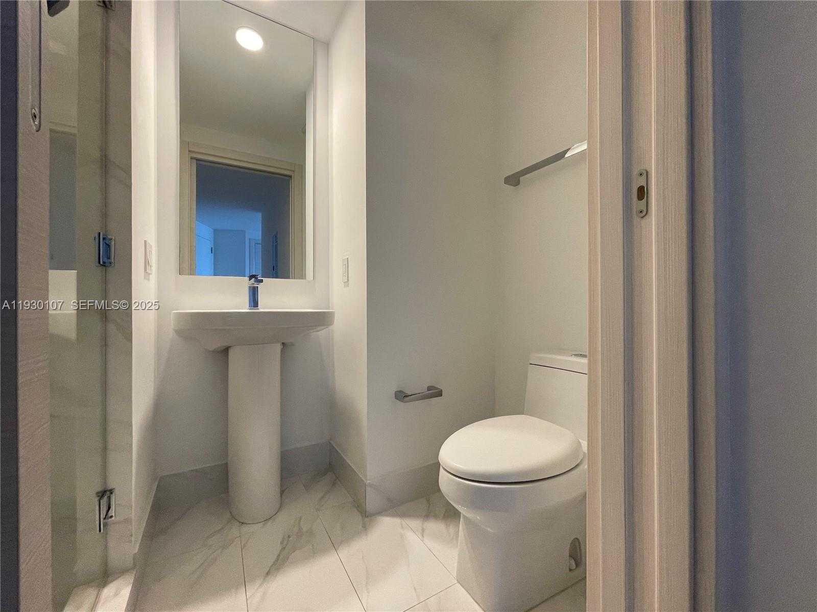 Small Image of 801 SOUTH MIAMI AVE #3303, Miami Number 20