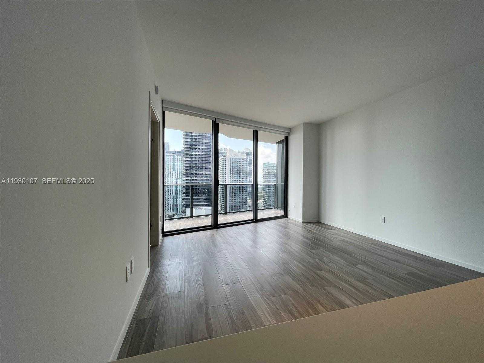 Small Image of 801 SOUTH MIAMI AVE #3303, Miami Number 4