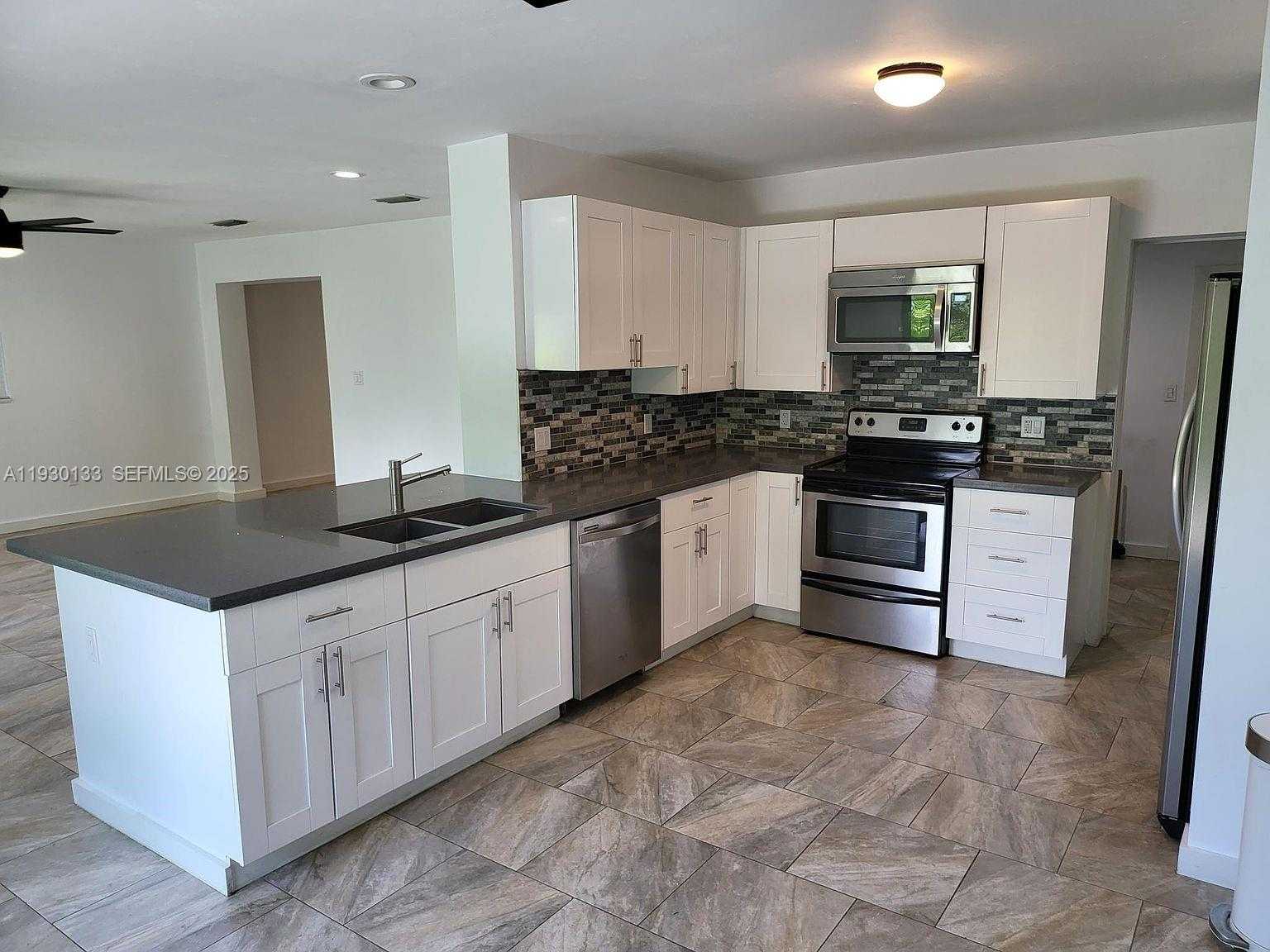 Small Image of 8575 SOUTH WEST 125TH ST #8575, Miami Number 6