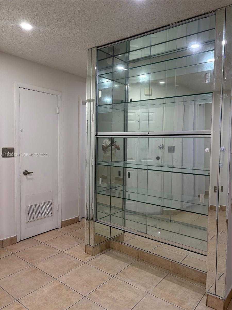 Small Image of 6725 NORTH WEST 174TH TER #G-12, Hialeah Number 11