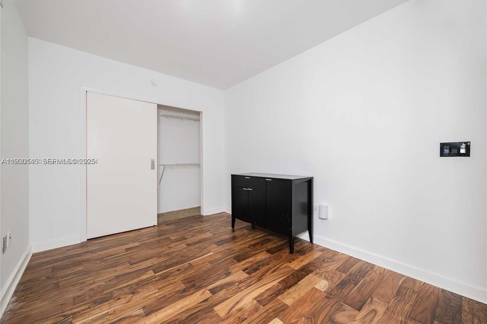 Small Image of 1830 SOUTH OCEAN DR #4410, Hallandale Beach Number 14