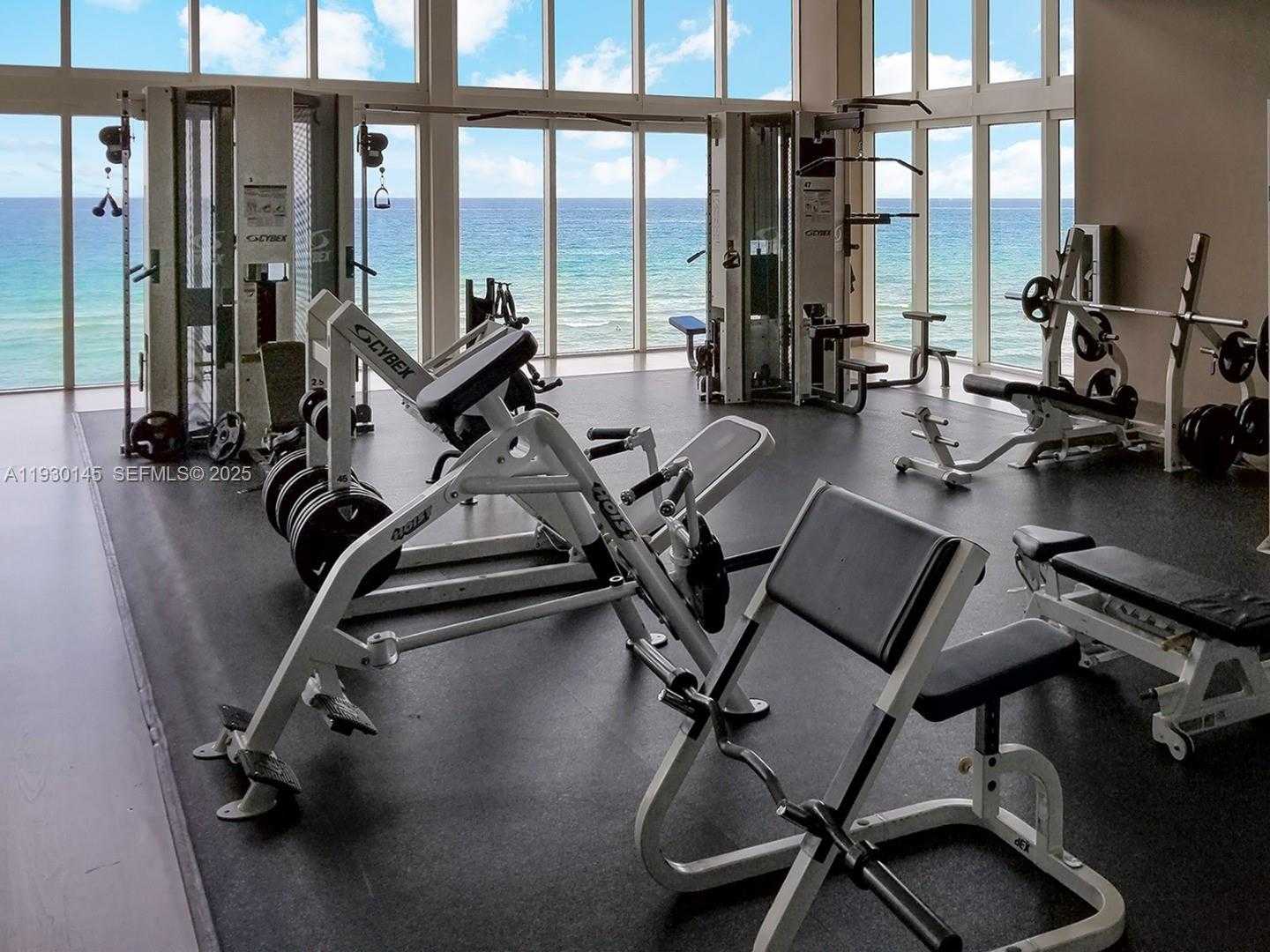 Small Image of 1830 SOUTH OCEAN DR #4410, Hallandale Beach Number 18