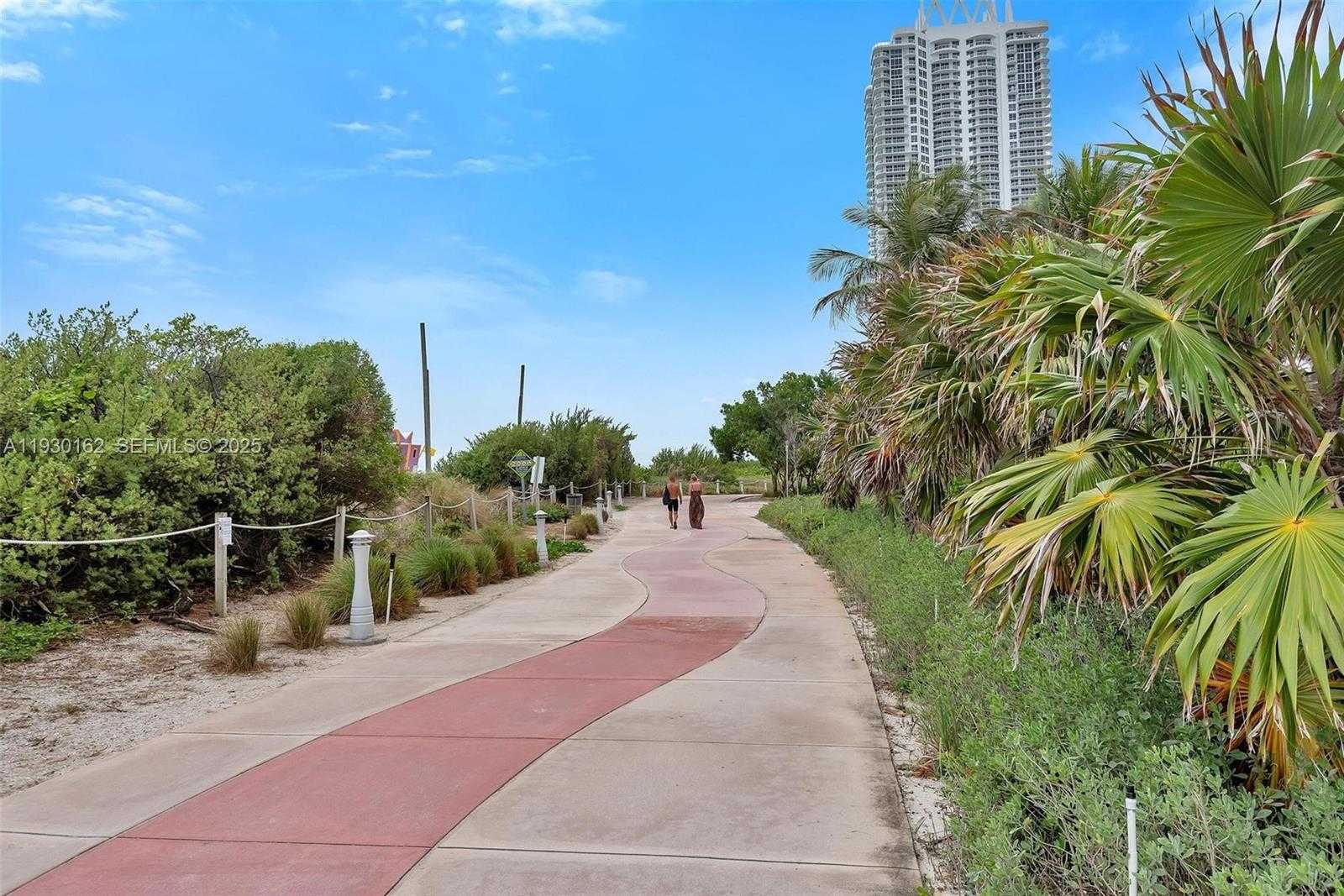 Small Image of 6515 COLLINS AVE #1110, Miami Beach Number 25