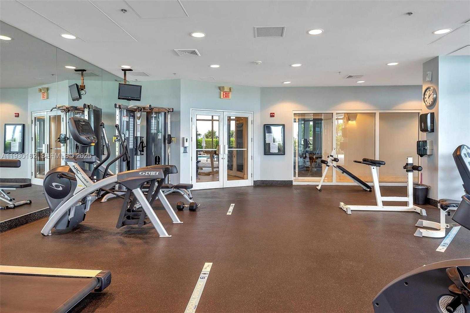 Small Image of 6515 COLLINS AVE #1110, Miami Beach Number 27