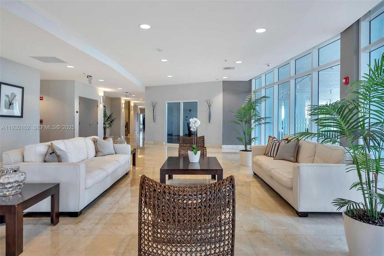 Small Image of 6515 COLLINS AVE #1110, Miami Beach Number 31