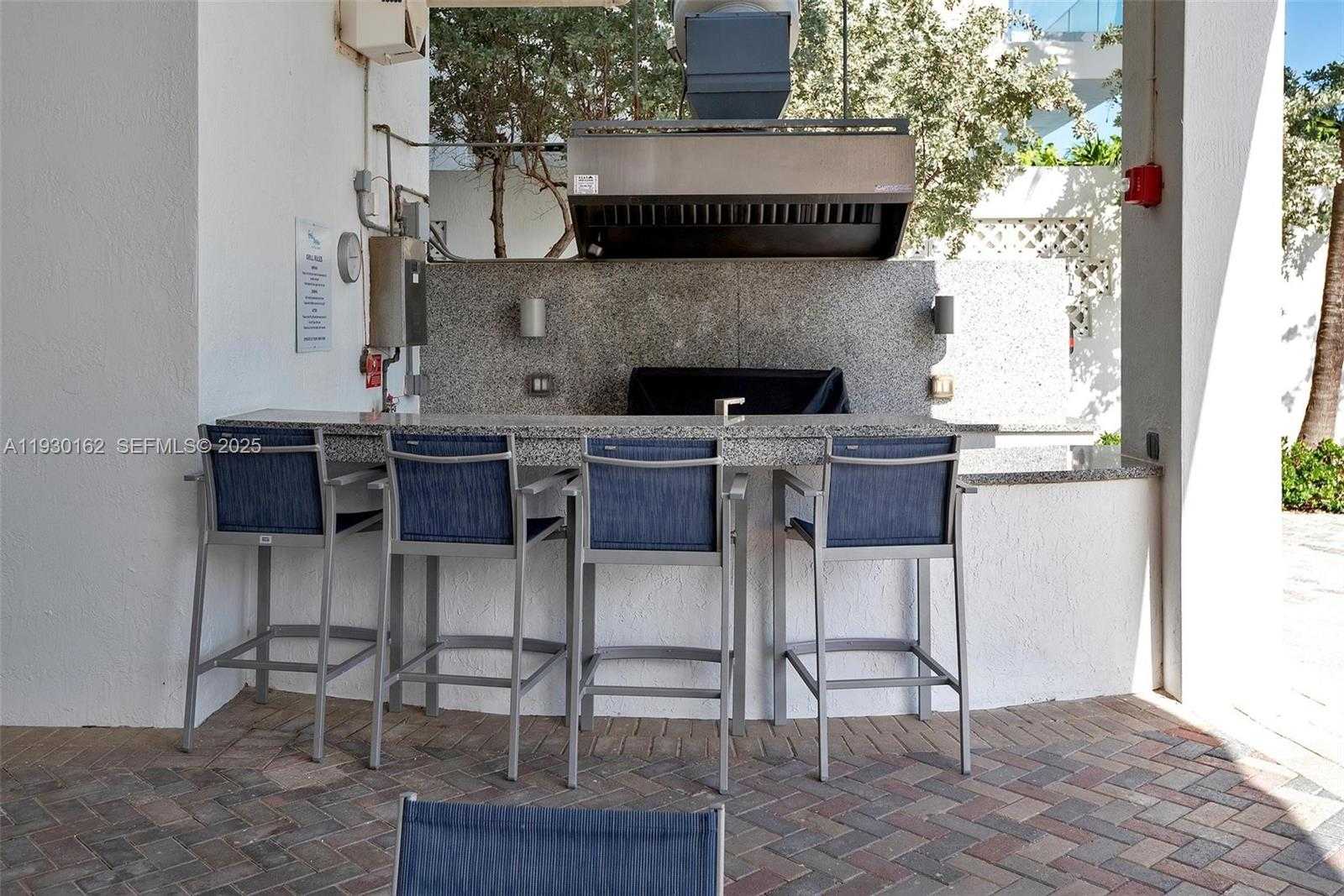 Small Image of 6515 COLLINS AVE #1110, Miami Beach Number 38