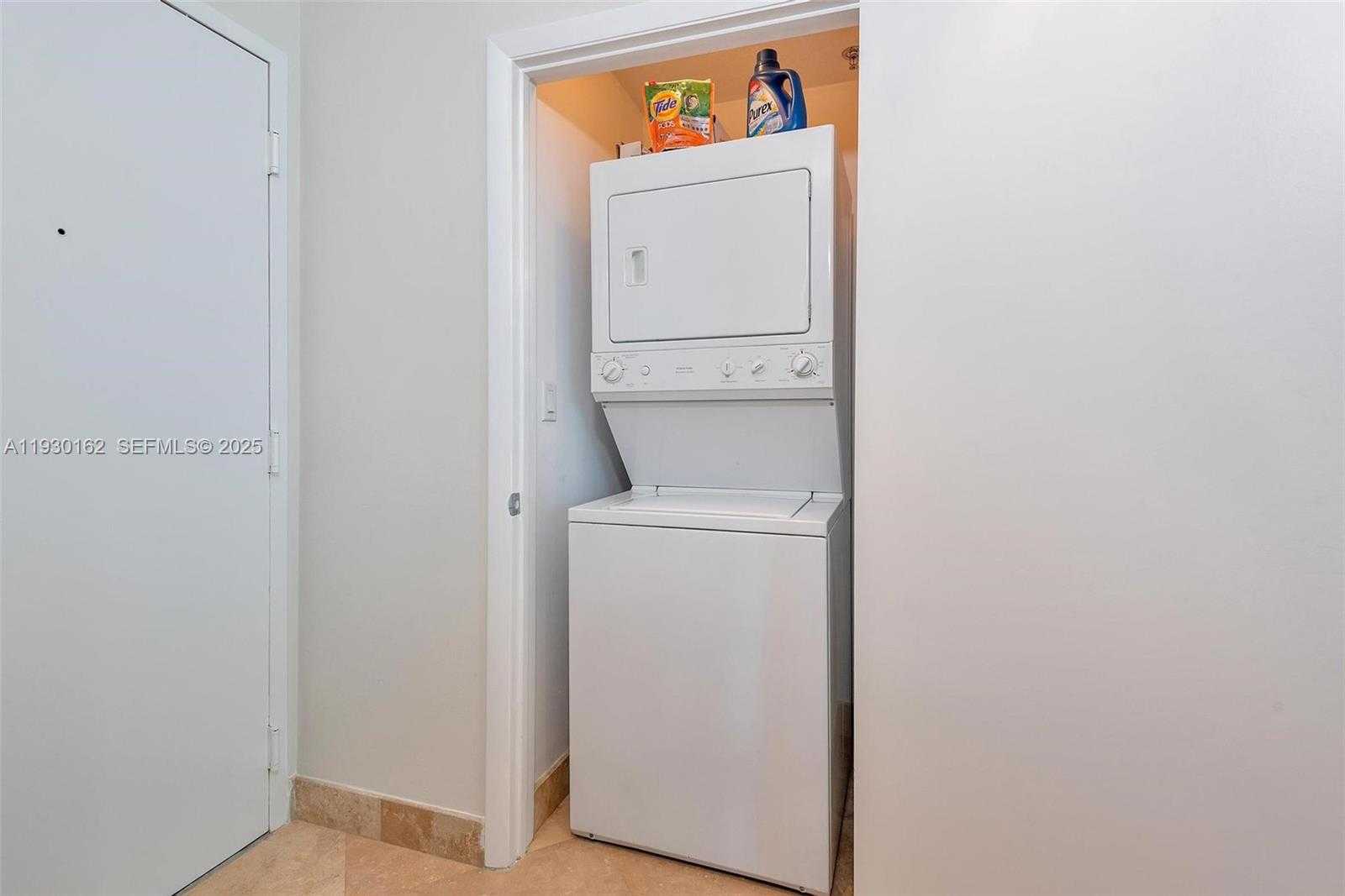 Small Image of 6515 COLLINS AVE #1110, Miami Beach Number 8