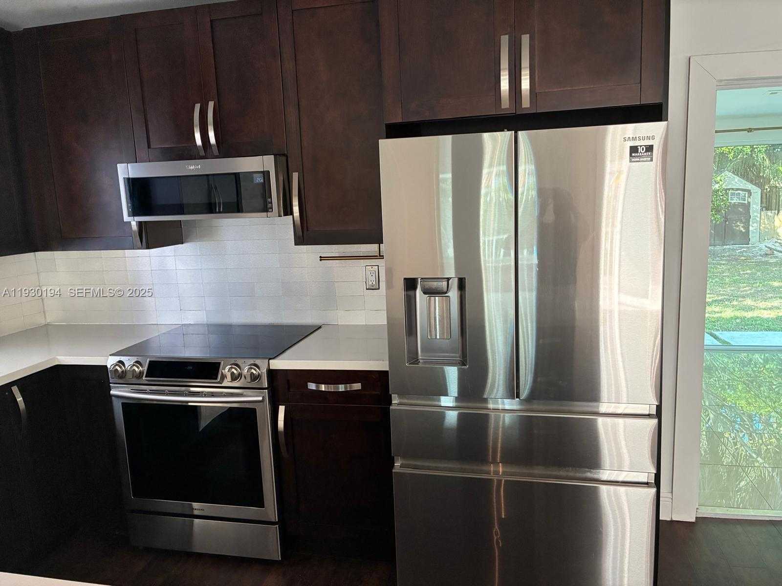 Small Image of 1757 SOUTH WEST 24TH TER, Miami Number 12