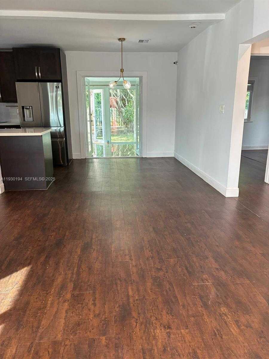 Small Image of 1757 SOUTH WEST 24TH TER, Miami Number 13