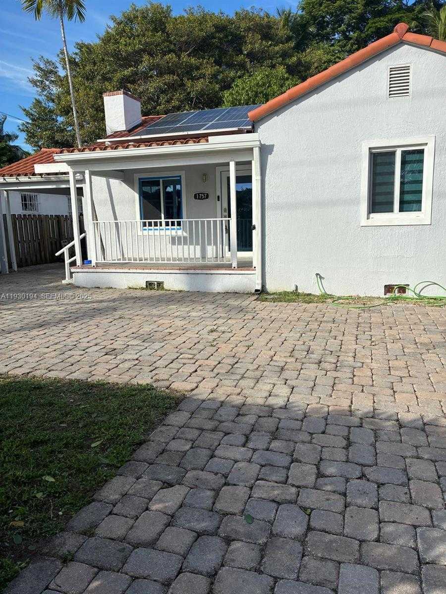 Small Image of 1757 SOUTH WEST 24TH TER, Miami Number 2