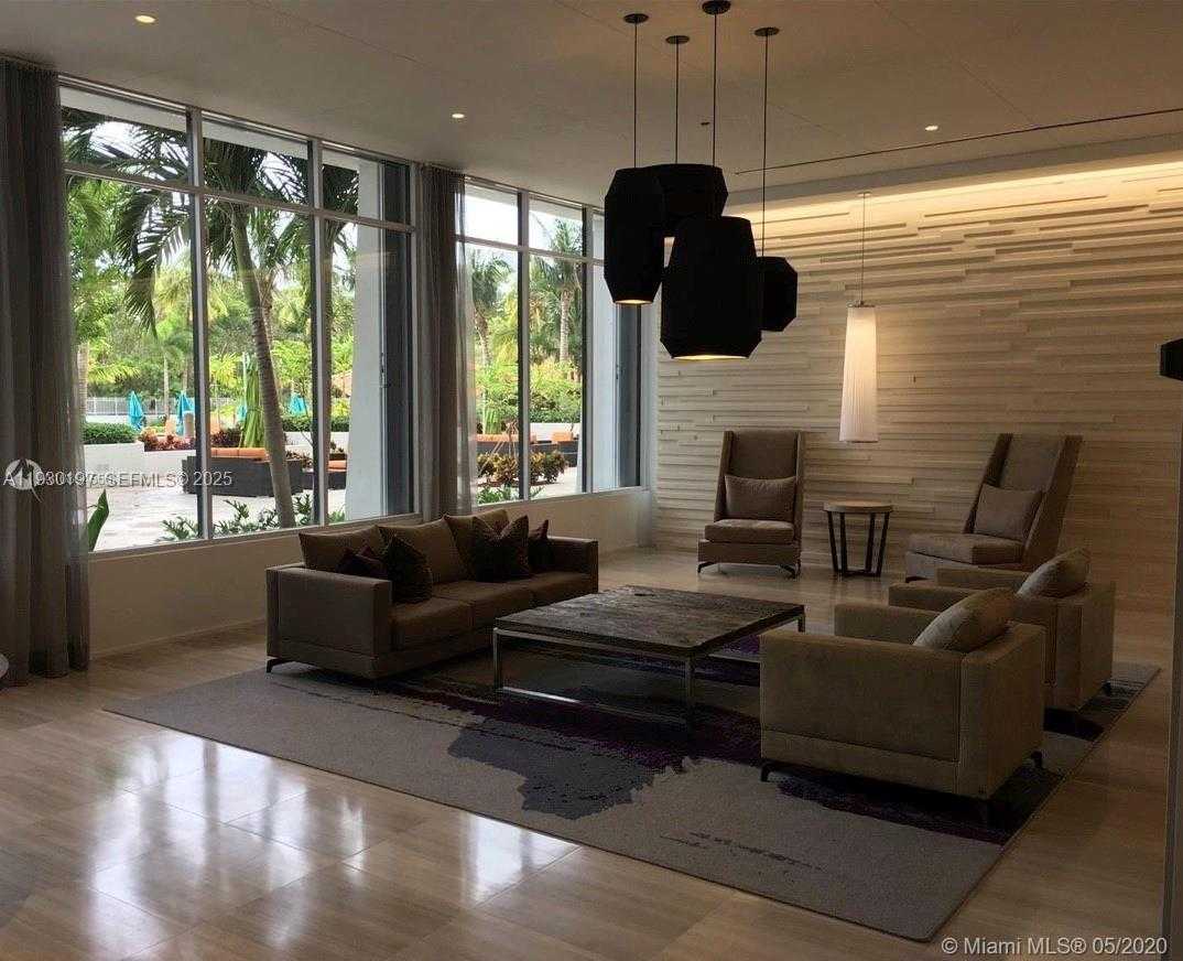 Small Image of 100 BAYVIEW DR #309, Sunny Isles Beach Number 4