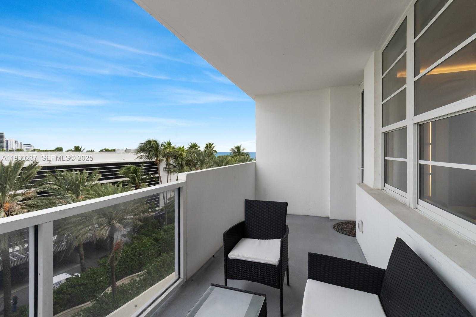 Small Image of 100 LINCOLN RD #543, Miami Beach Number 3