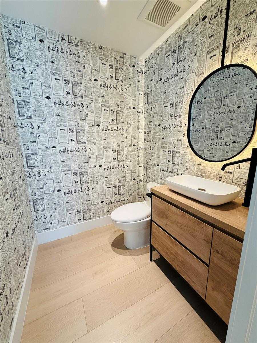 Small Image of 7320 NORTH WEST 114TH AVE #103, Doral Number 13