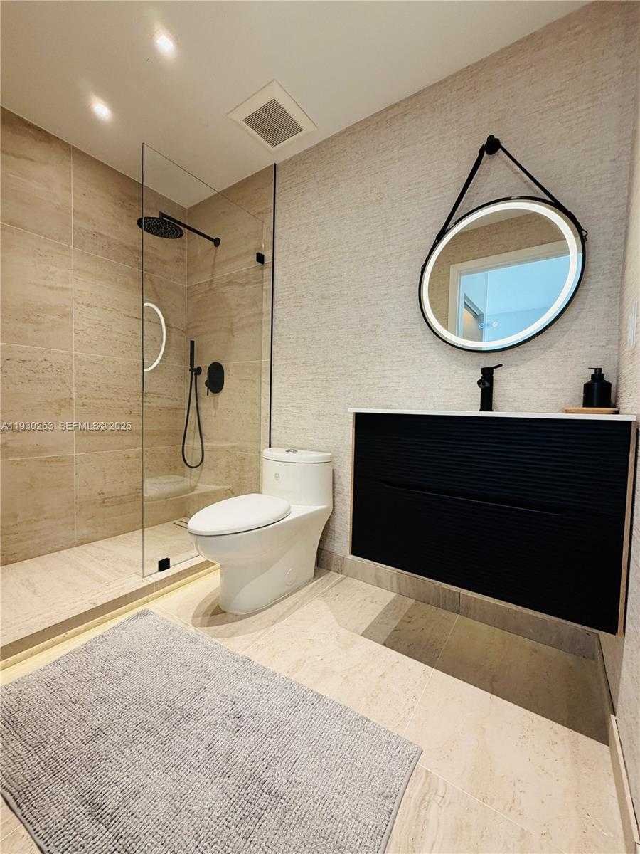 Small Image of 7320 NORTH WEST 114TH AVE #103, Doral Number 20