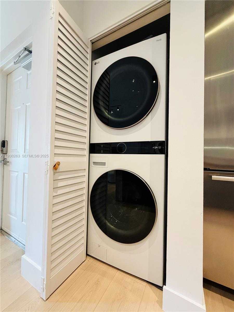 Small Image of 7320 NORTH WEST 114TH AVE #103, Doral Number 21