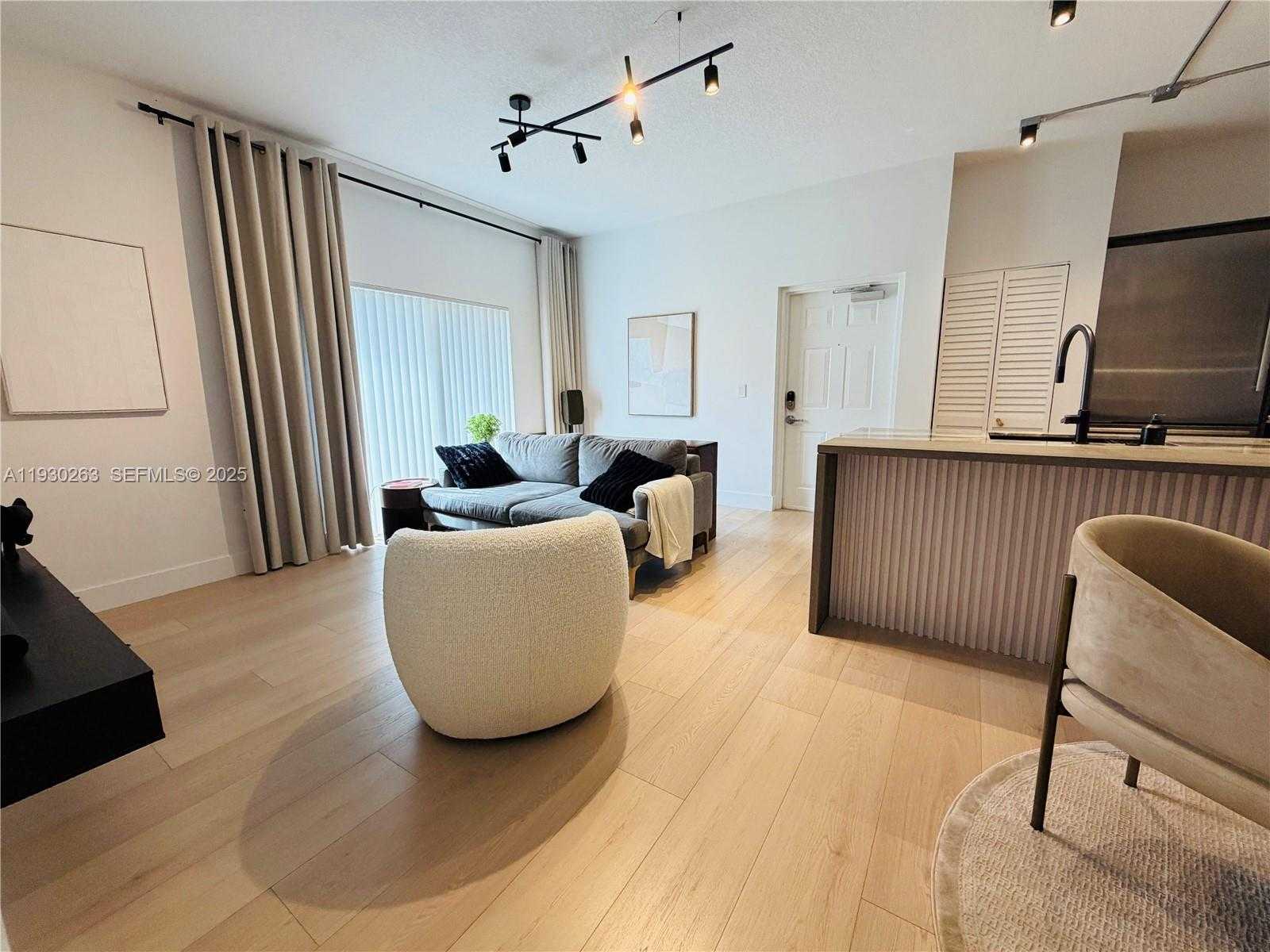 Small Image of 7320 NORTH WEST 114TH AVE #103, Doral Number 7