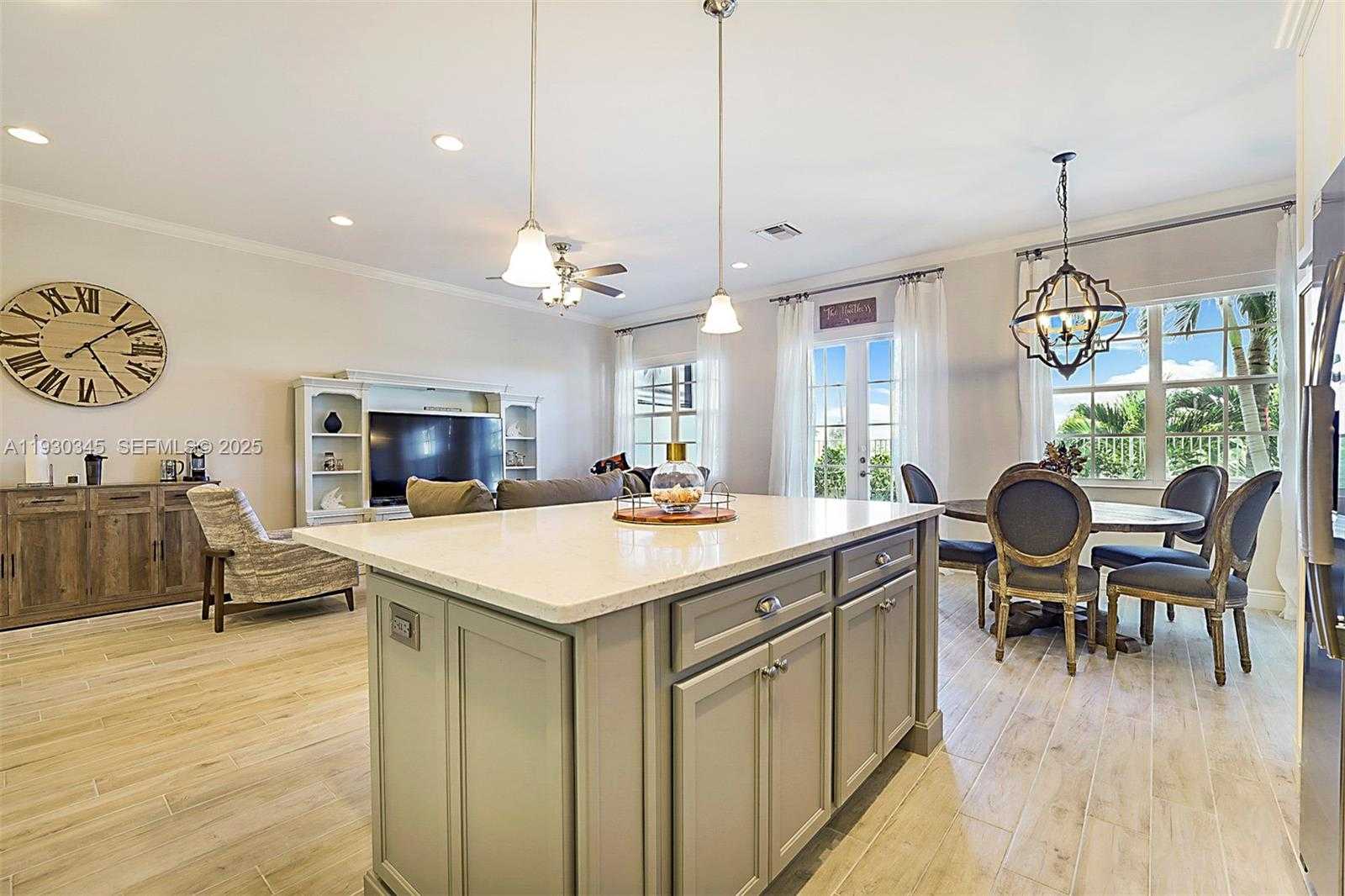 Small Image of 140 OCEAN BREEZE DR #140, Juno Beach Number 11