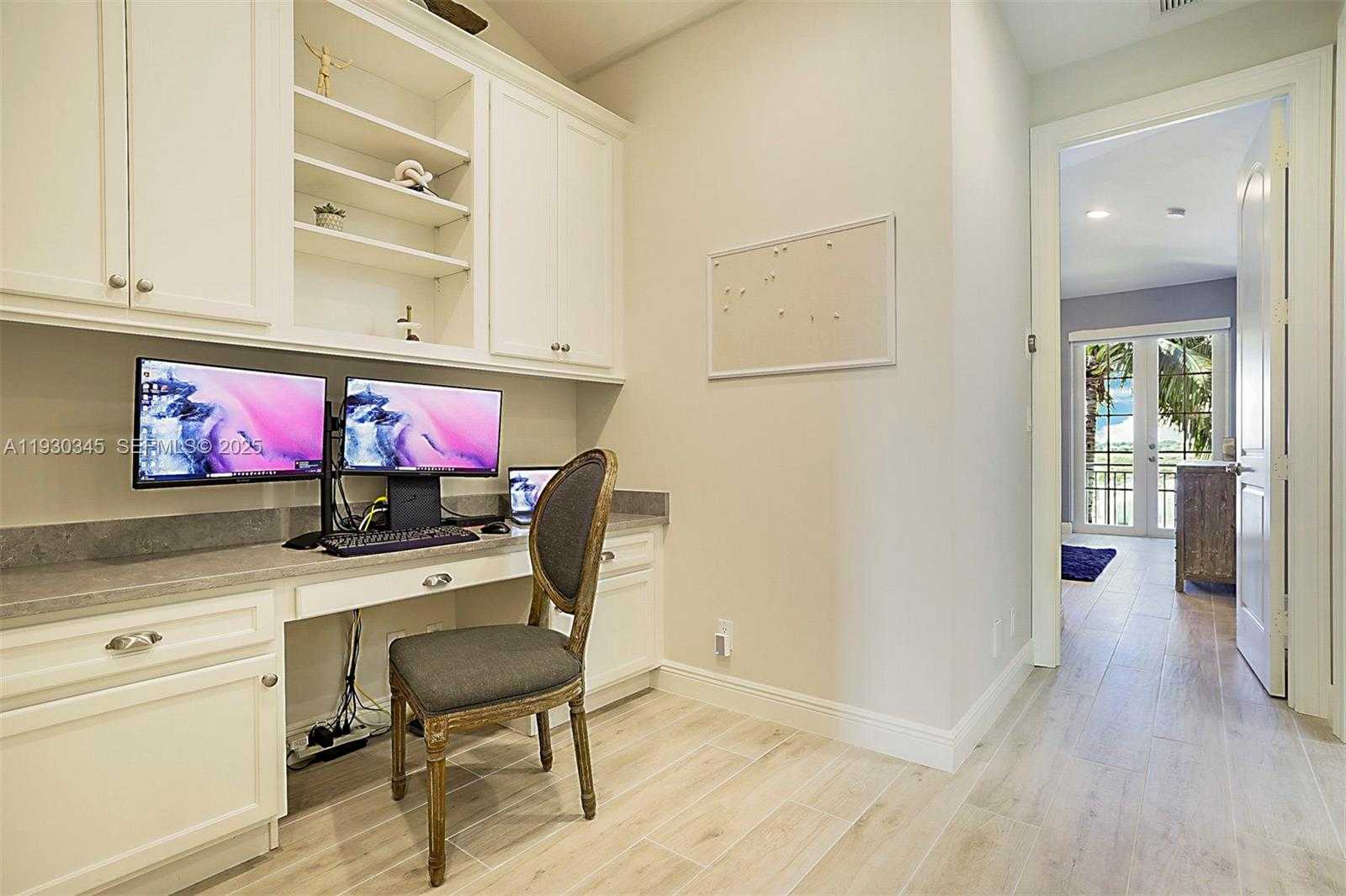 Small Image of 140 OCEAN BREEZE DR #140, Juno Beach Number 15