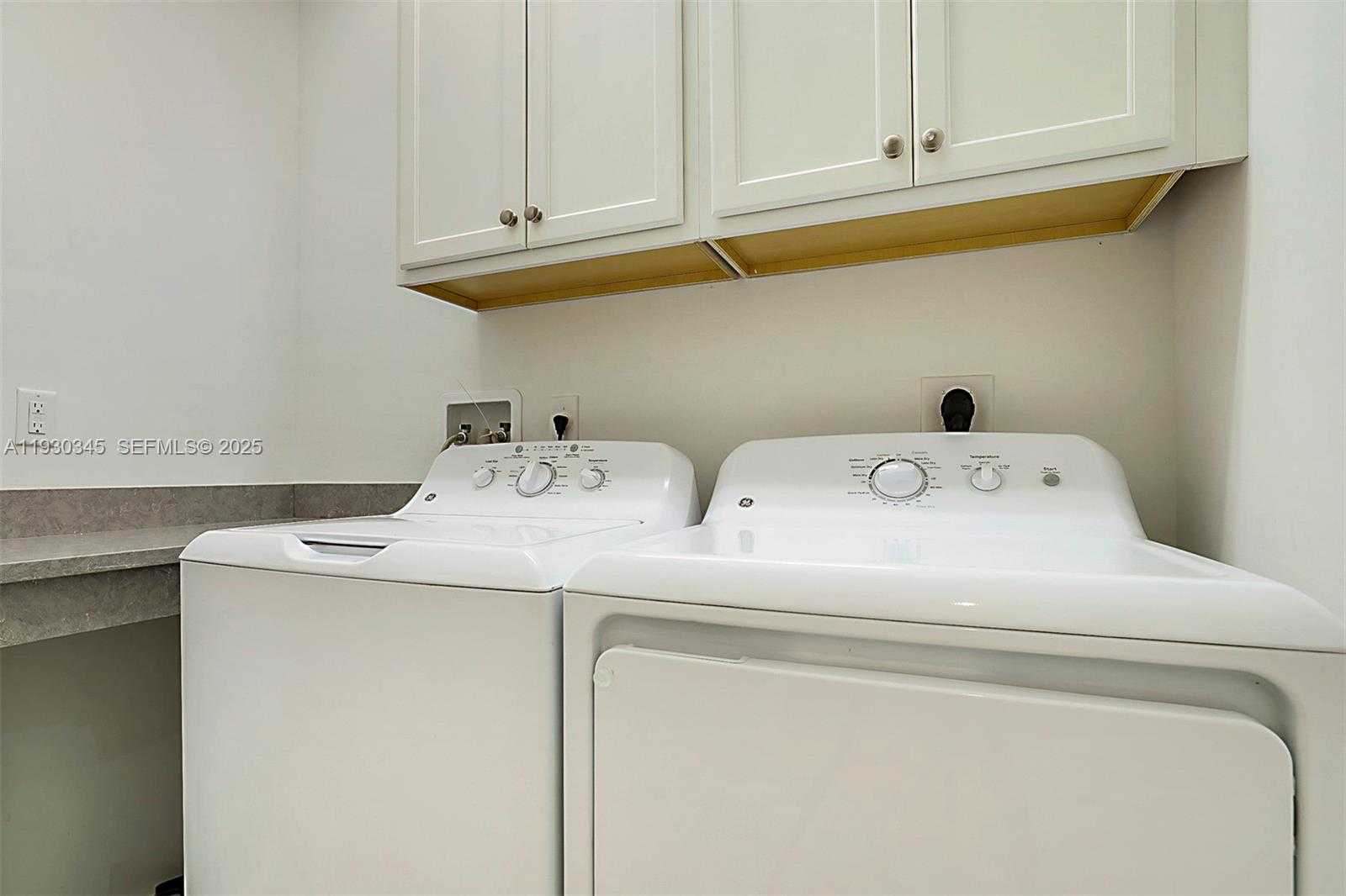 Small Image of 140 OCEAN BREEZE DR #140, Juno Beach Number 21