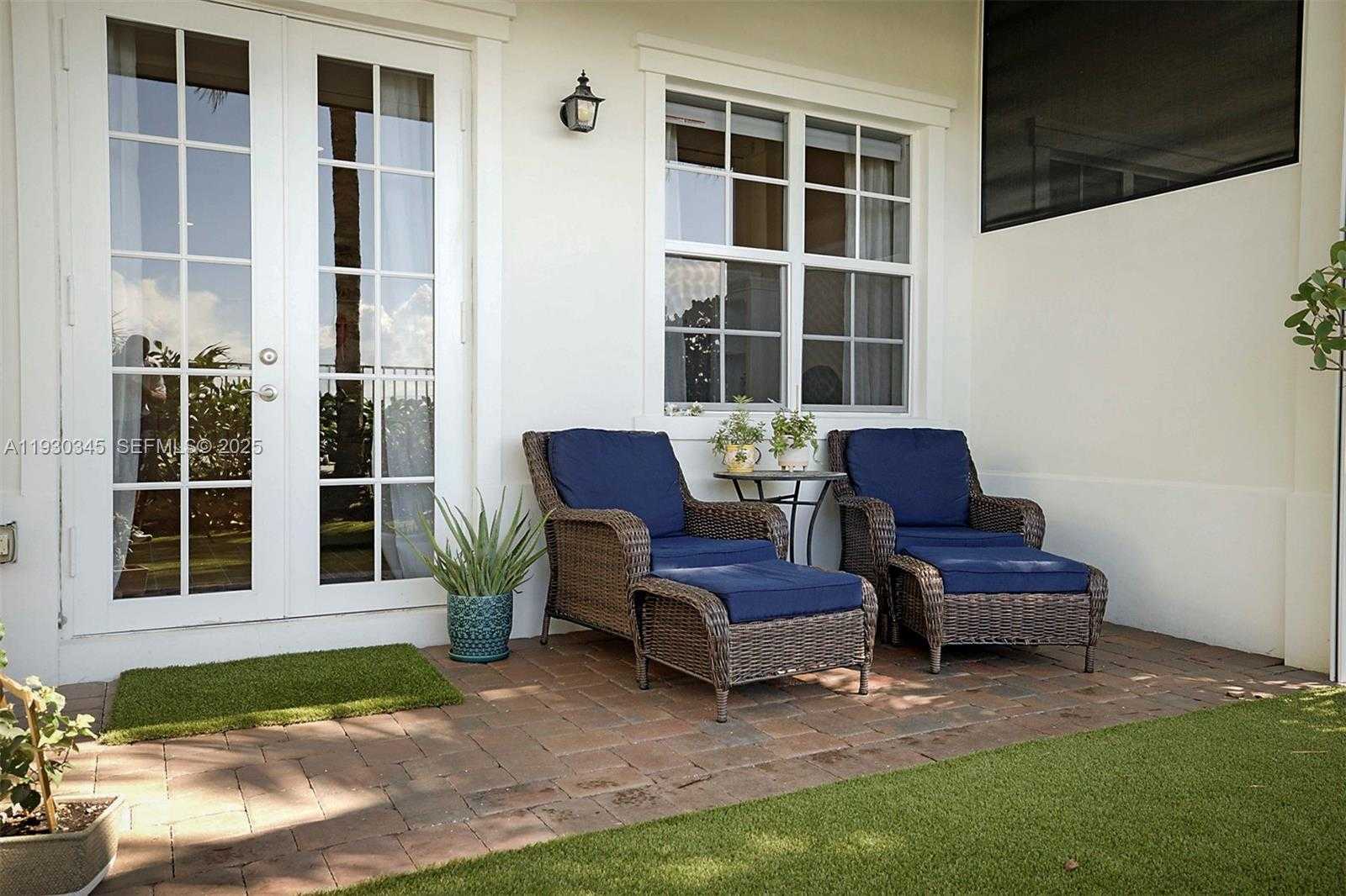 Small Image of 140 OCEAN BREEZE DR #140, Juno Beach Number 25