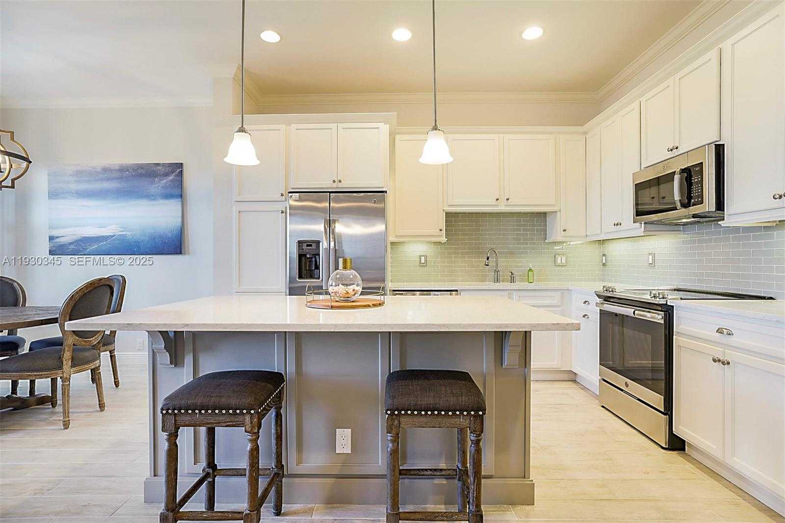 Small Image of 140 OCEAN BREEZE DR #140, Juno Beach Number 9