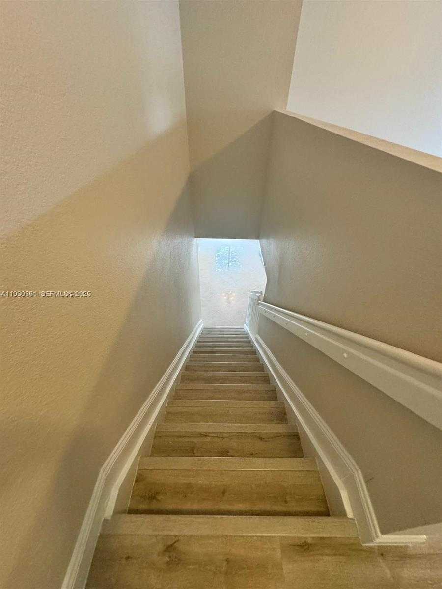 Small Image of 4527 SOUTH WEST 129TH, Miramar Number 10